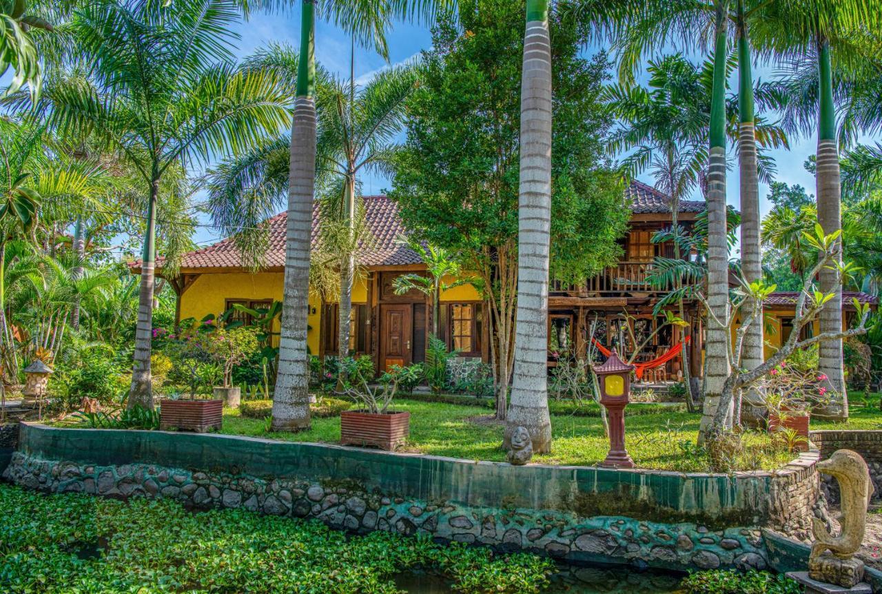 Stanley Lombok Hotel Mataram Exterior foto