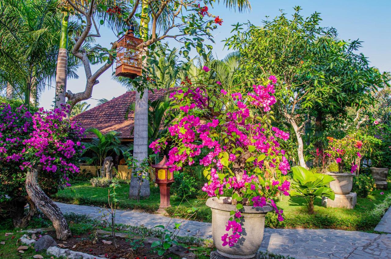 Stanley Lombok Hotel Mataram Exterior foto